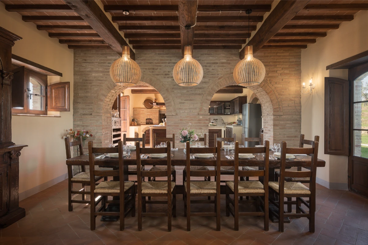 Alunno Immobiliare Real Estate Agency in Cortona for Tuscany and Umbria casale farneta