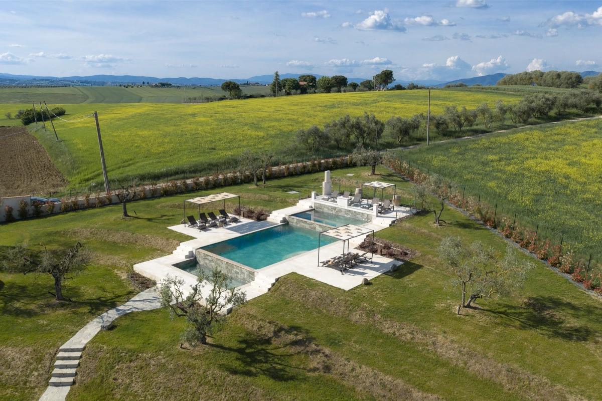Alunno Immobiliare Real Estate Agency in Cortona for Tuscany and Umbria casale farneta