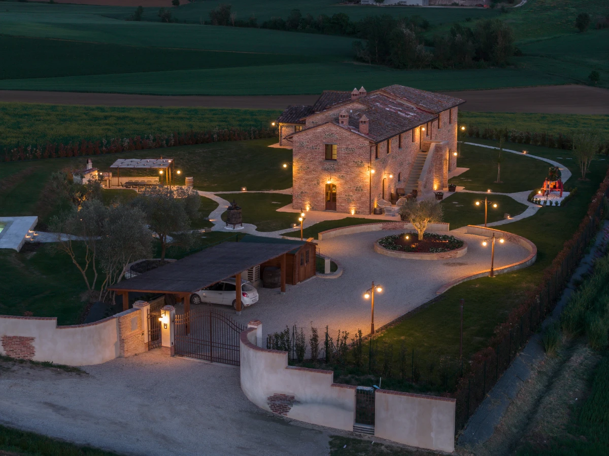 Alunno Immobiliare Real Estate Agency in Cortona for Tuscany and Umbria casale farneta