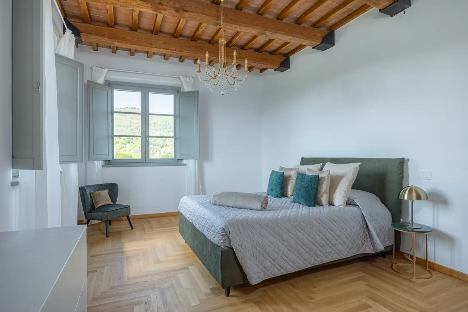Alunno Immobiliare Real Estate Agency in Cortona for Tuscany and Umbria casale panicale jennifer