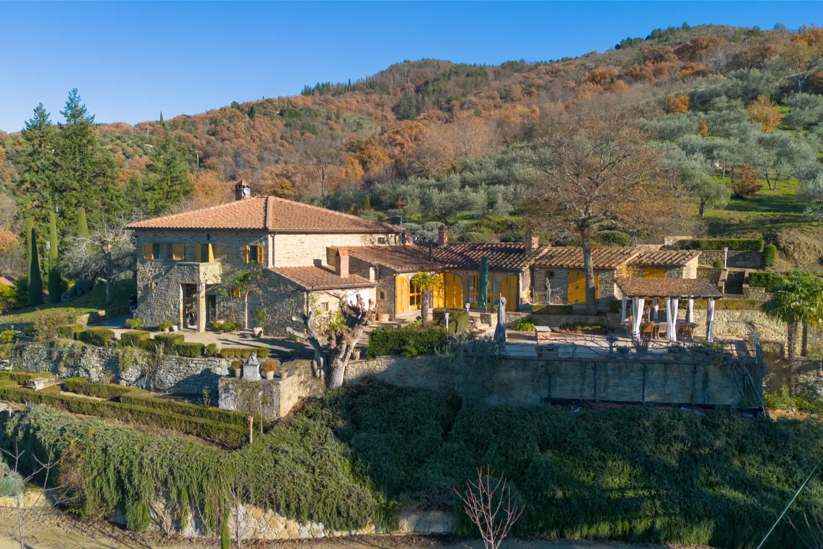 Alunno Immobiliare Real Estate Agency in Cortona for Tuscany and Umbria podere val di chio martine castiglion fiorentino cortona