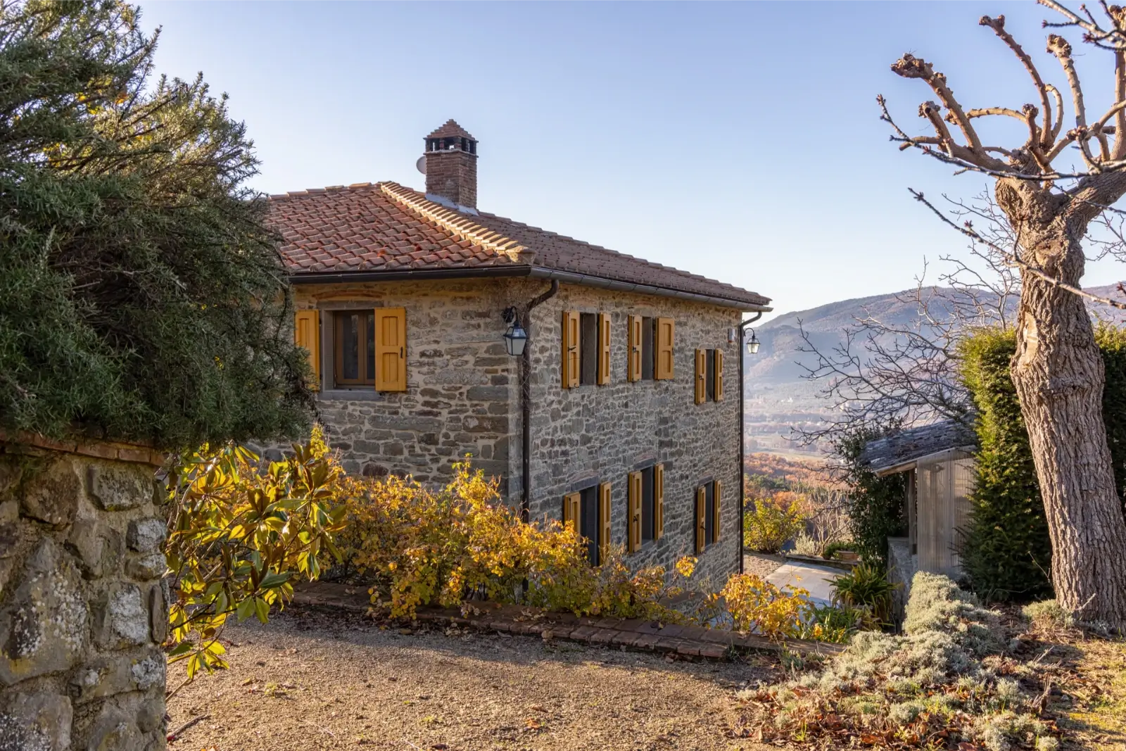 Alunno Immobiliare Real Estate Agency in Cortona for Tuscany and Umbria podere val di chio martine castiglion fiorentino cortona