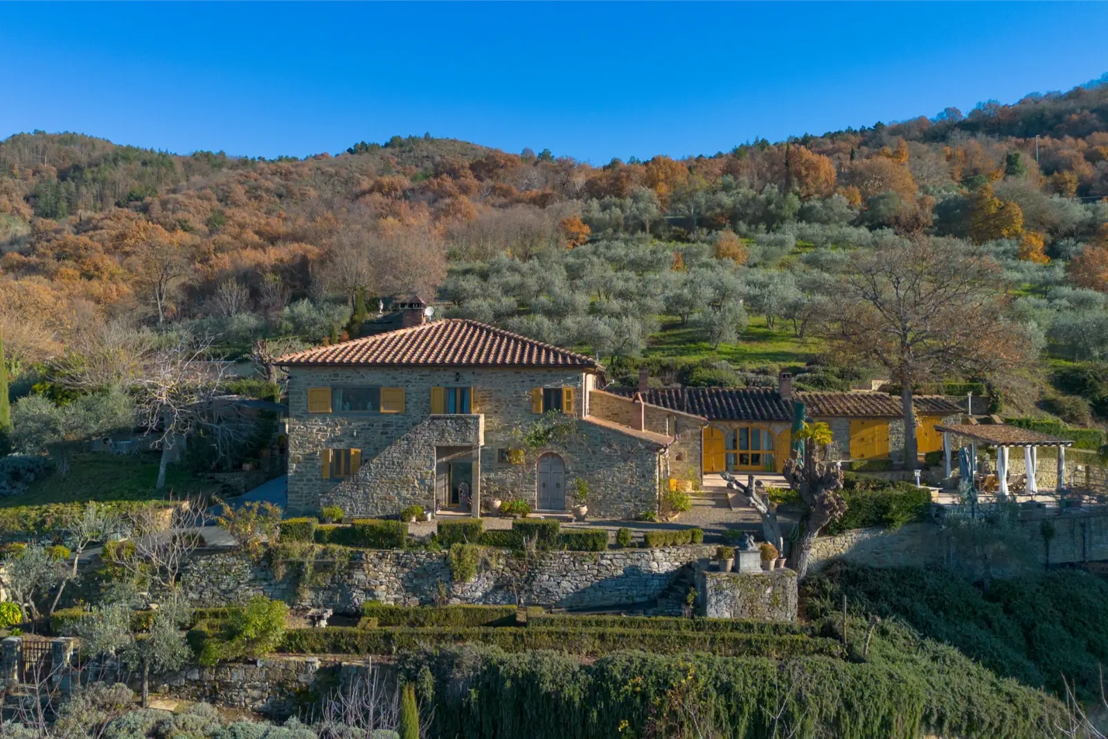 Alunno Immobiliare Real Estate Agency in Cortona for Tuscany and Umbria podere val di chio martine castiglion fiorentino cortona