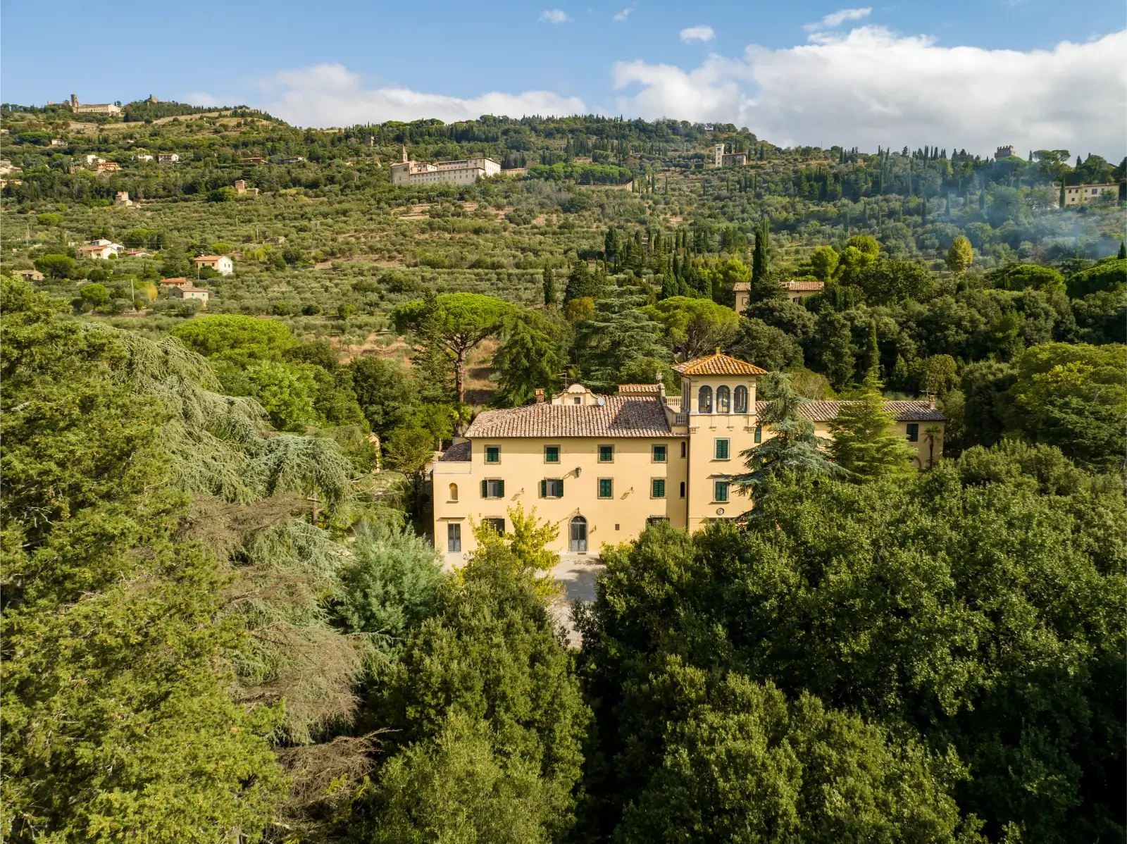 Alunno Immobiliare Real Estate Agency in Cortona for Tuscany and Umbria villa arcaini cortona 2