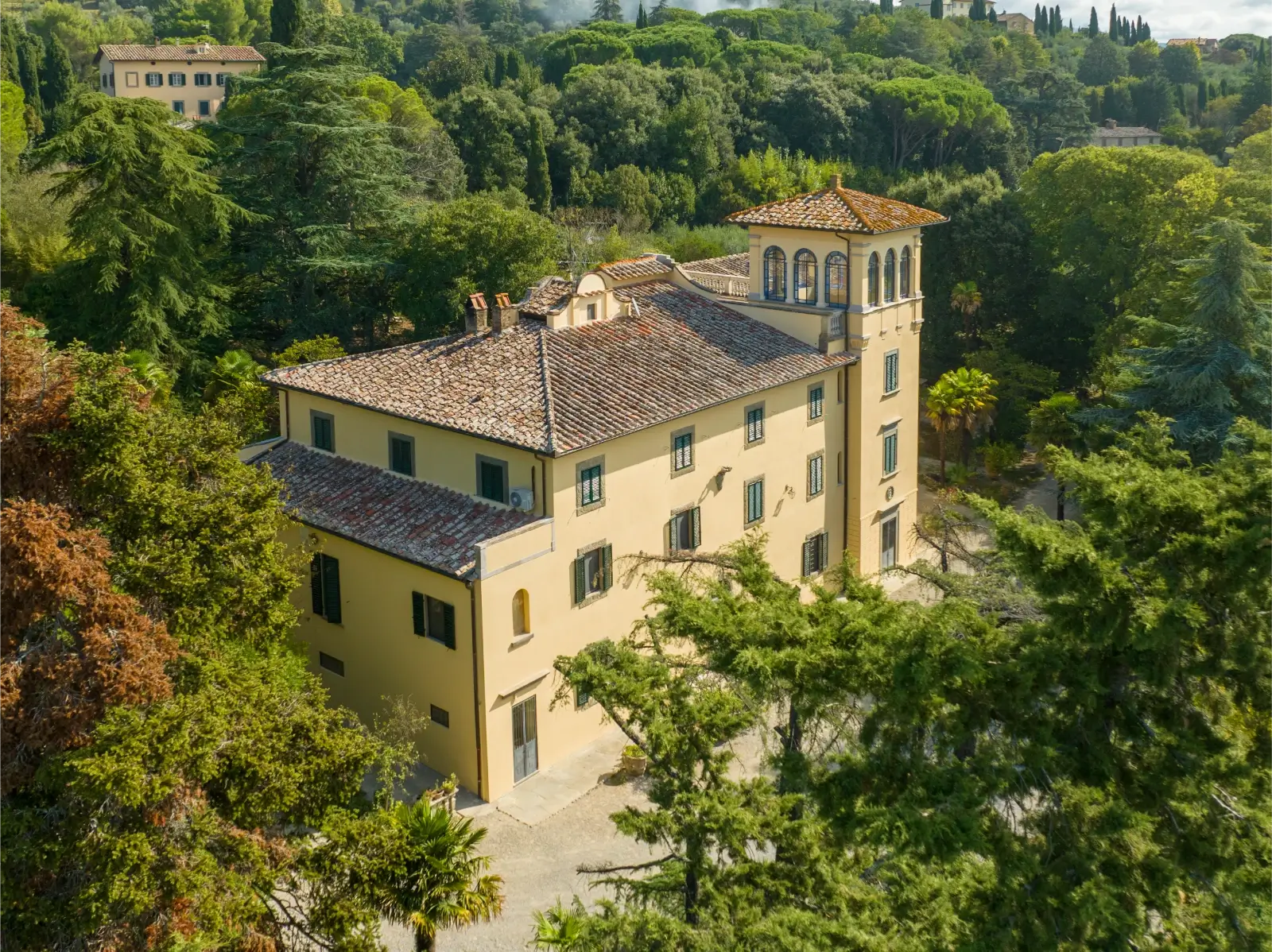 Alunno Immobiliare Real Estate Agency in Cortona for Tuscany and Umbria villa arcaini cortona