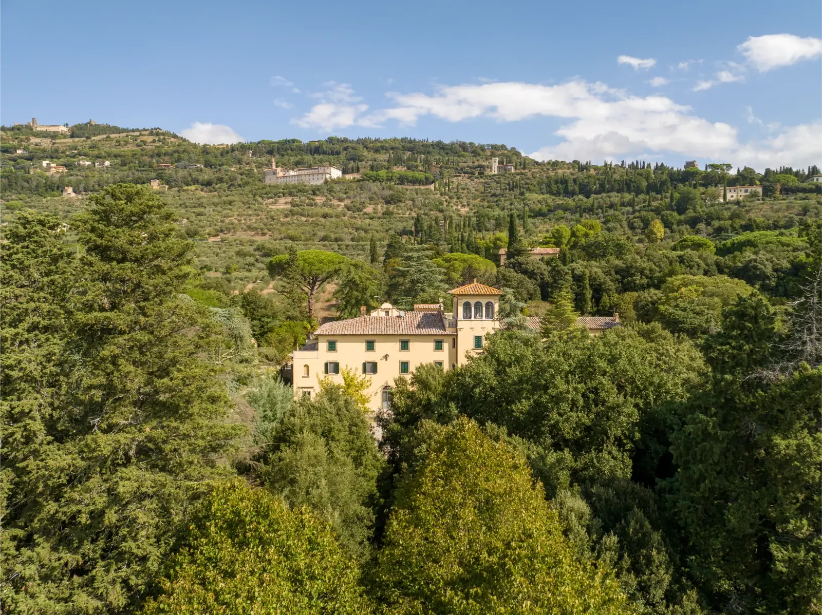 Alunno Immobiliare Real Estate Agency in Cortona for Tuscany and Umbria villa arcaini cortona