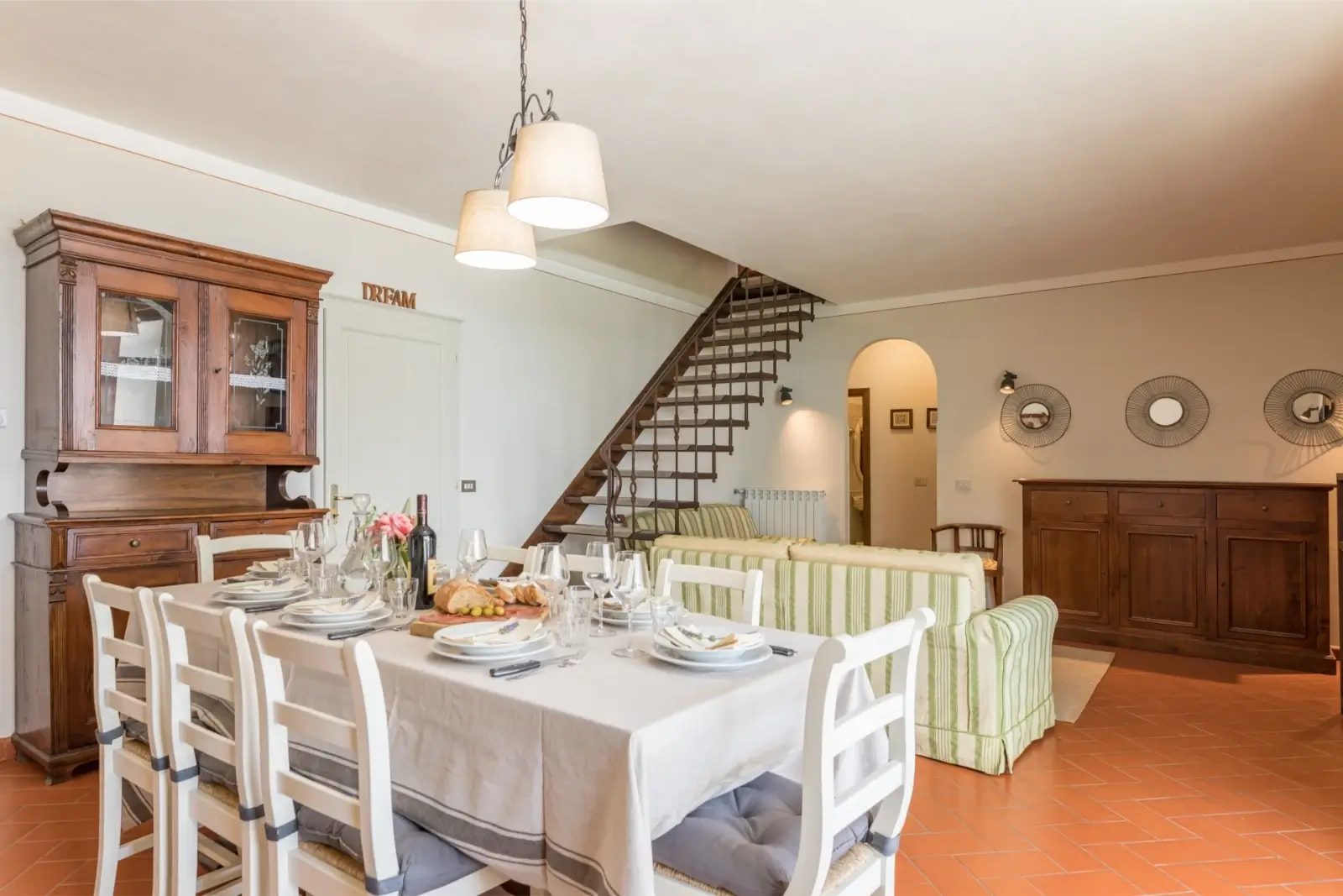 Alunno Immobiliare Real Estate Agency in Cortona for Tuscany and Umbria villa il poggio cortona