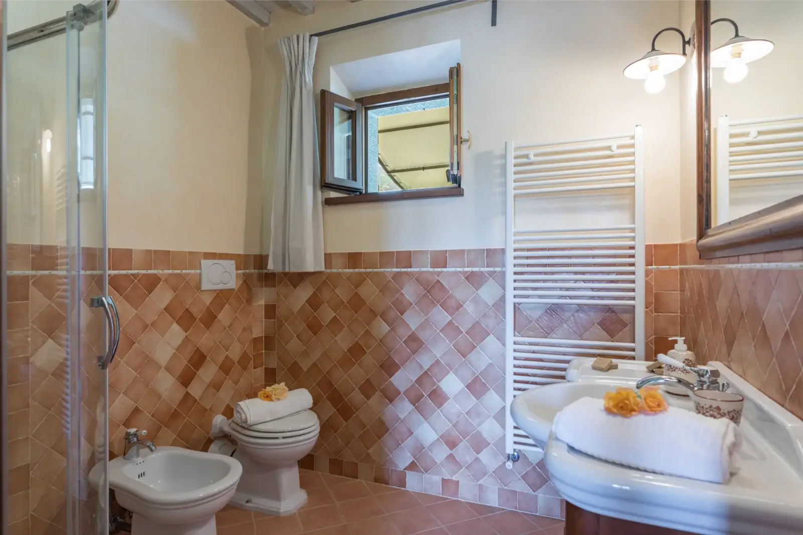 Alunno Immobiliare Real Estate Agency in Cortona for Tuscany and Umbria villa il poggio cortona