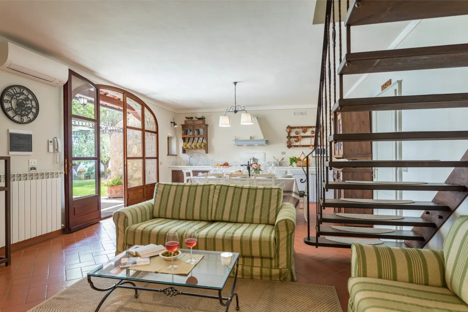 Alunno Immobiliare Real Estate Agency in Cortona for Tuscany and Umbria villa il poggio cortona